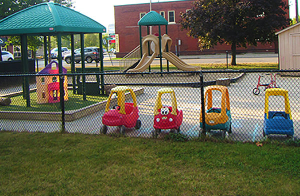 daycare-2-playground
